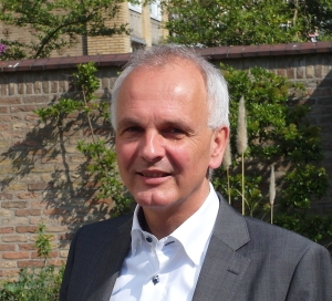 hansvanbenthem-300x272